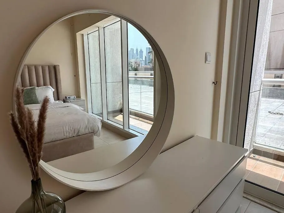 Luxury Studio Near Burj Khalifa Dubai United Arab Emirates